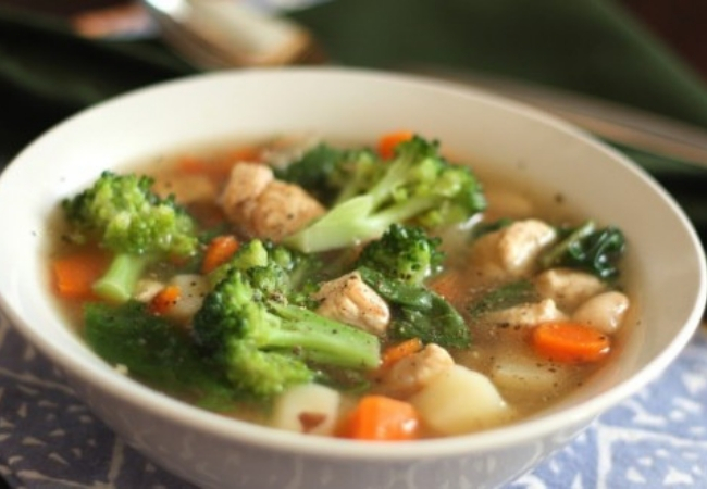 sopa de vegetais com frango