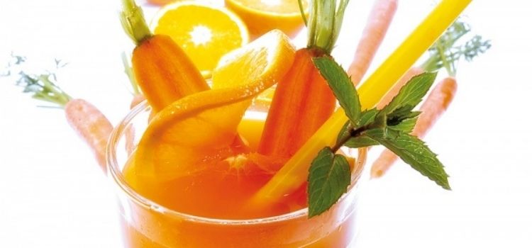 suco de limão e laranja com cenoura