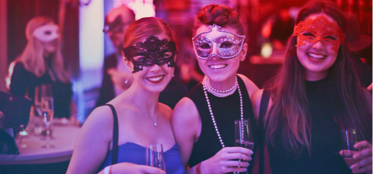 temas de festas diferentes máscaras