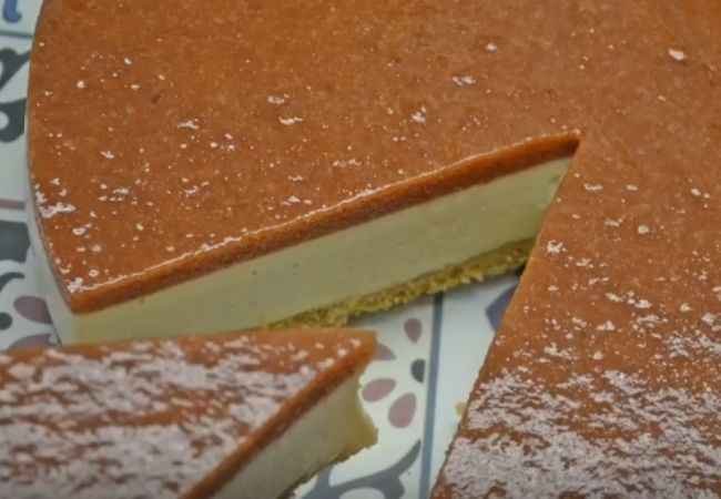 torta de queijo doce com goiabada