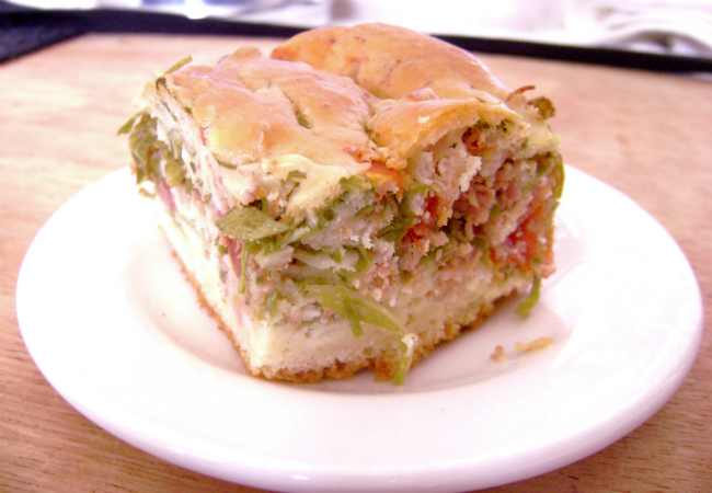 torta salgada de linguiça com couve
