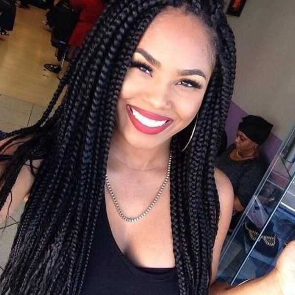 modelo tranças franja