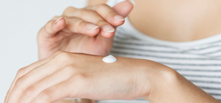 tratamento médico para pano branco pomada