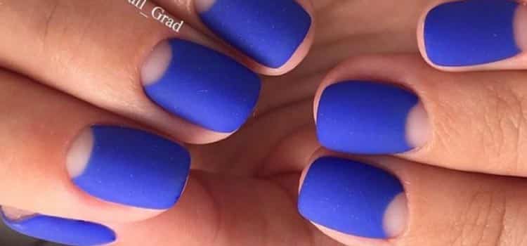 unhas decoradas azul fosco