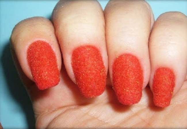 fazer unha de pelúcia vermelha