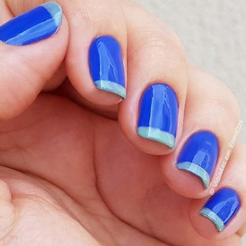 modelo unhas azuis decoradas francesa