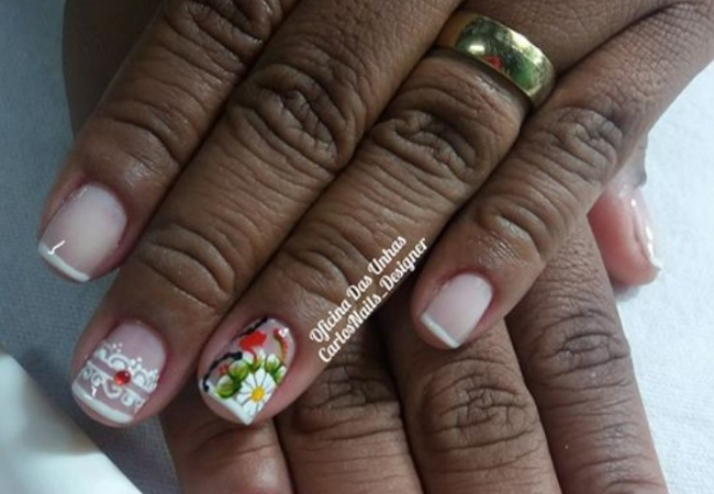 modelo unhas decoradas com renda palito joia