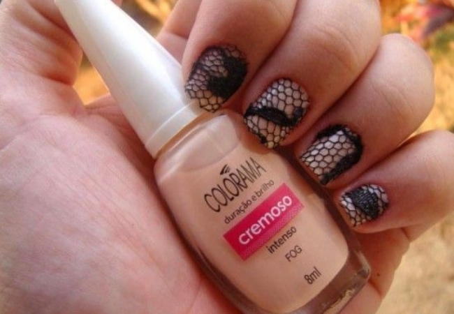 modelo unhas decoradas com renda tecido intenso