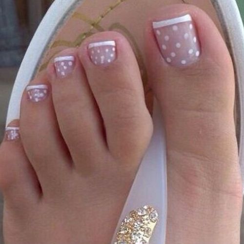 modelo unhas do pé bolinha