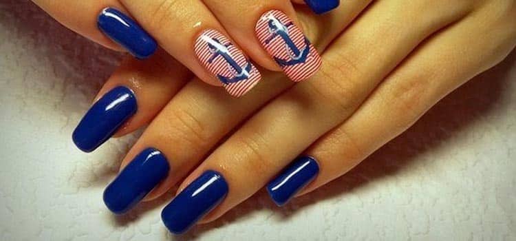 unhas decoradas azul marinheiro