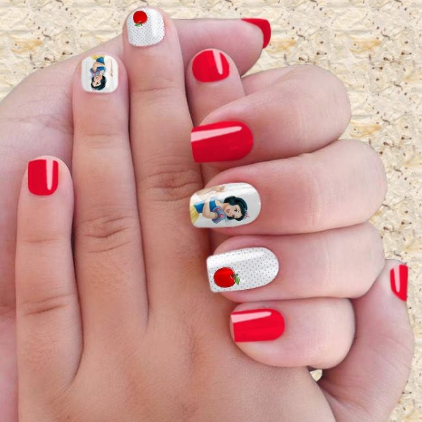 modelo unhas infantis branca de neve