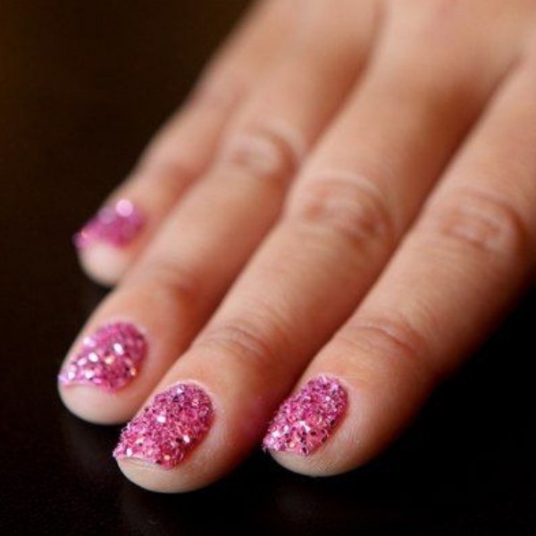 modelo unhas infantis decoradas glitter