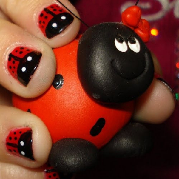 modelo unhas infantis decoradas joaninha