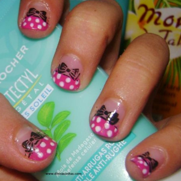 modelo unhas infantis decoradas lacinho