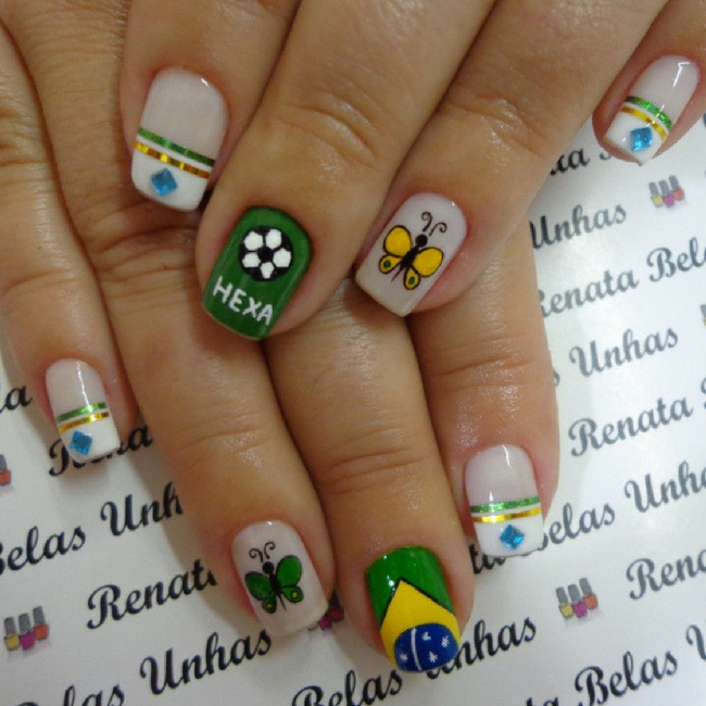 ideia de unhas para copa branco borboletas