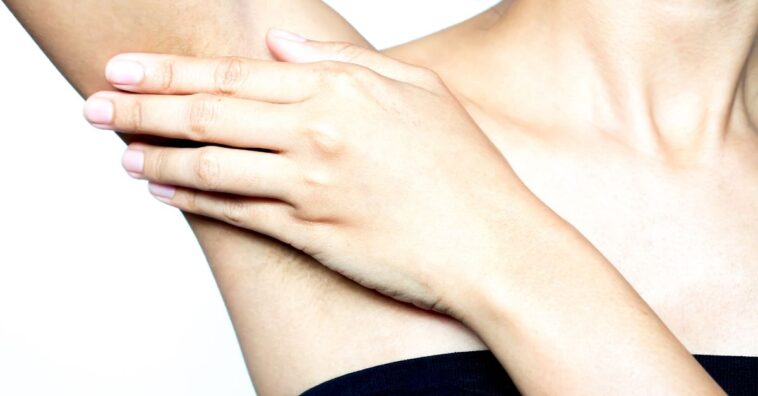 pomada para clarear as axilas