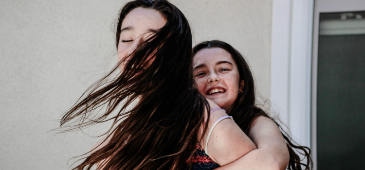 vantangens de ter uma irmã mais velha ponte de comunicação