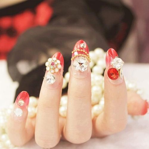 noiva modelo vermelho com pedrarias