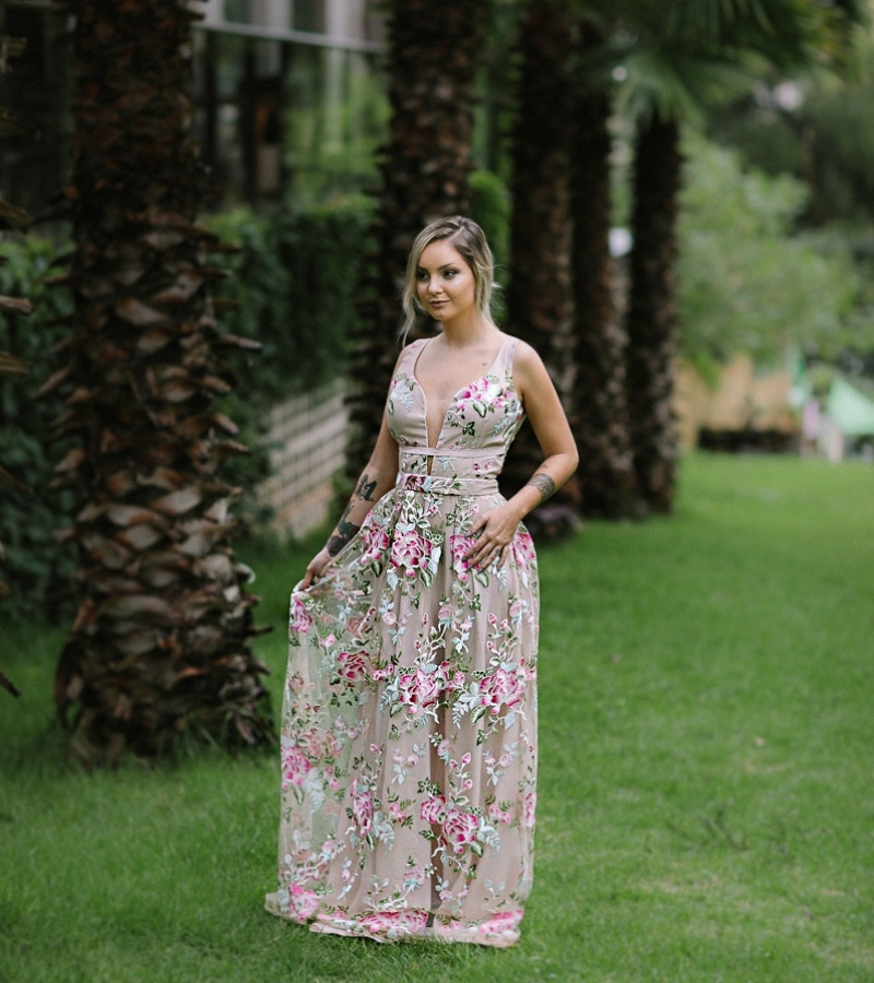 modelo vestido convidada floral claro