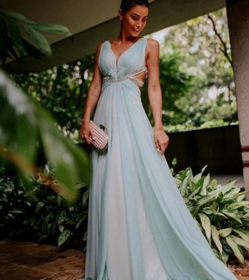 modelo vestido madrinha azul-claro