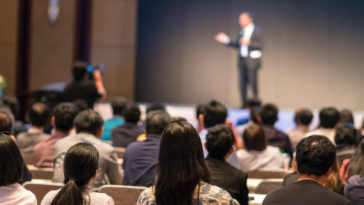 É bom confiar em pessoas muito seguras de si